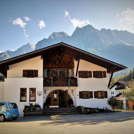 Seminarhaus Grainau Hostel Exterior photo